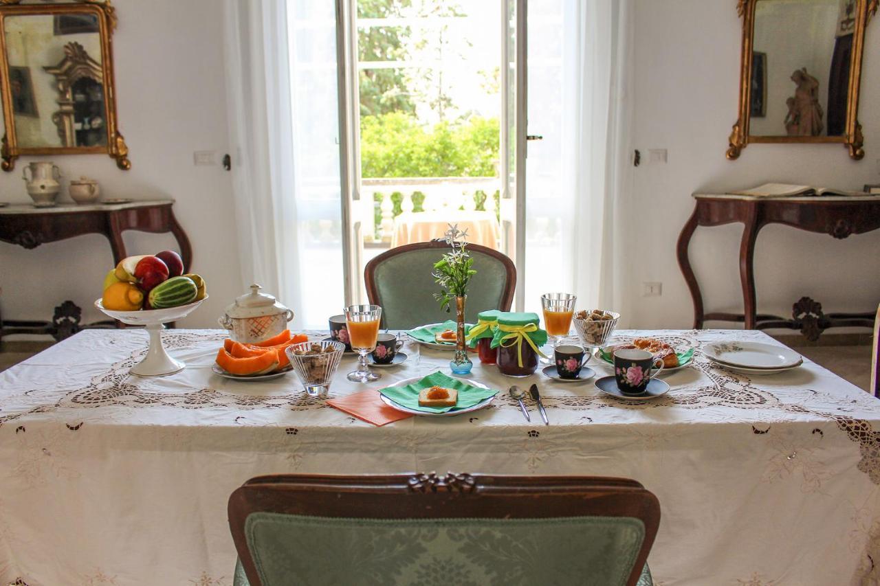 B&B Palazzo Sambiasi Lecce Esterno foto