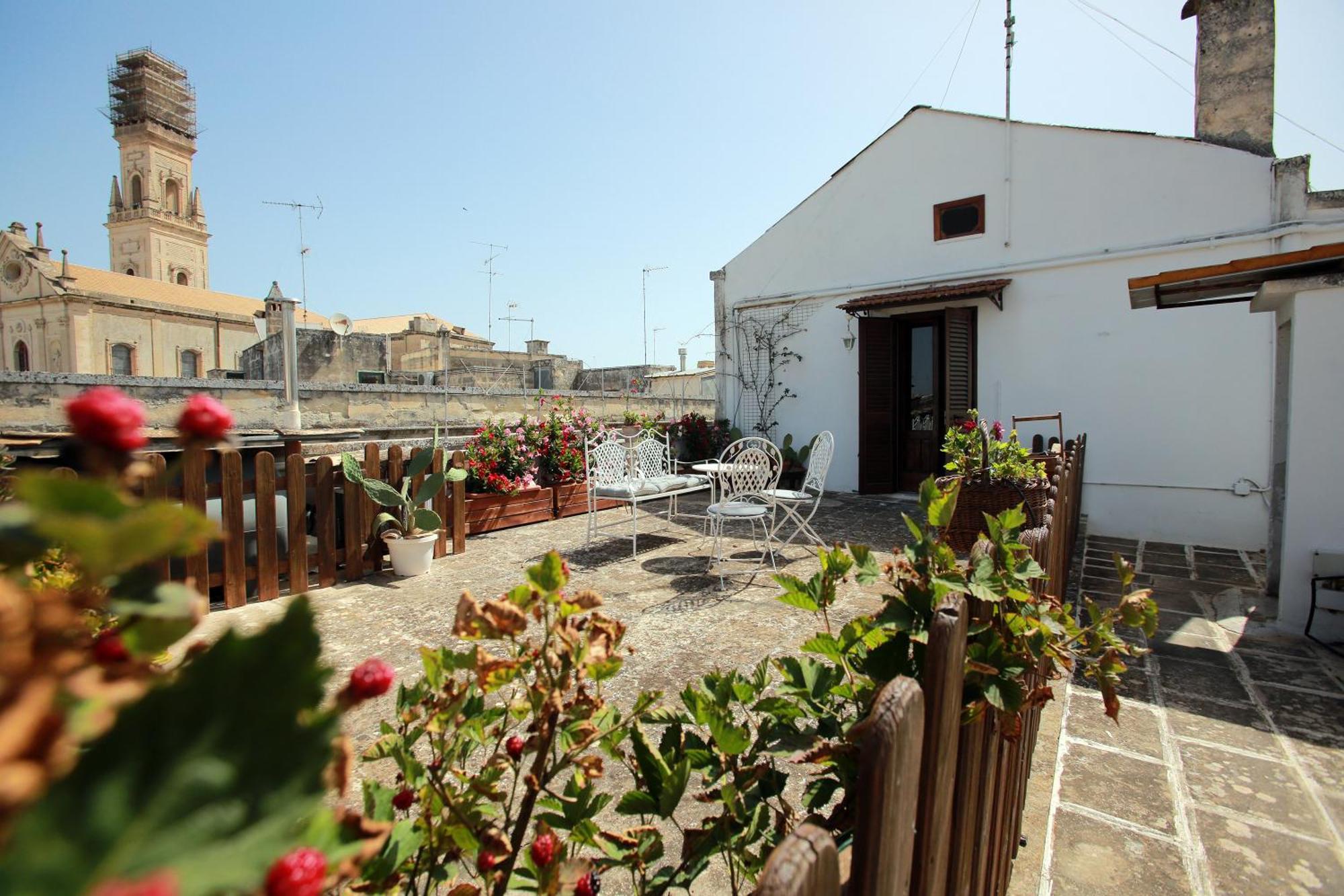 B&B Palazzo Sambiasi Lecce Esterno foto